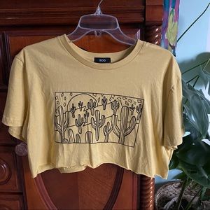 NWT Urban Outfitters Cropped Tee size M